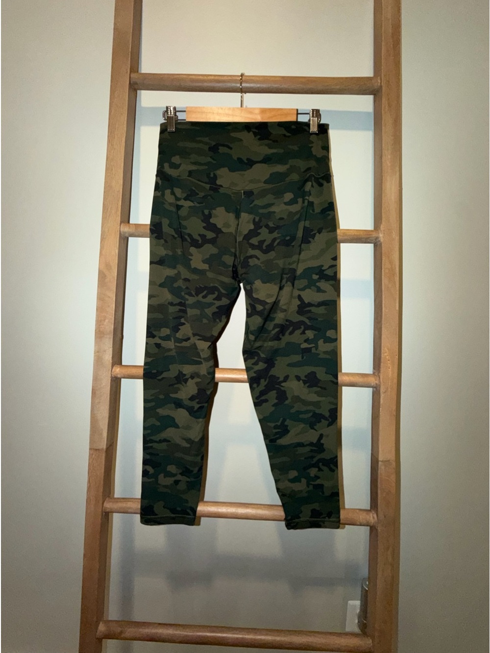 ALOHA Collection Kids' Camo Leggings - Olive Green